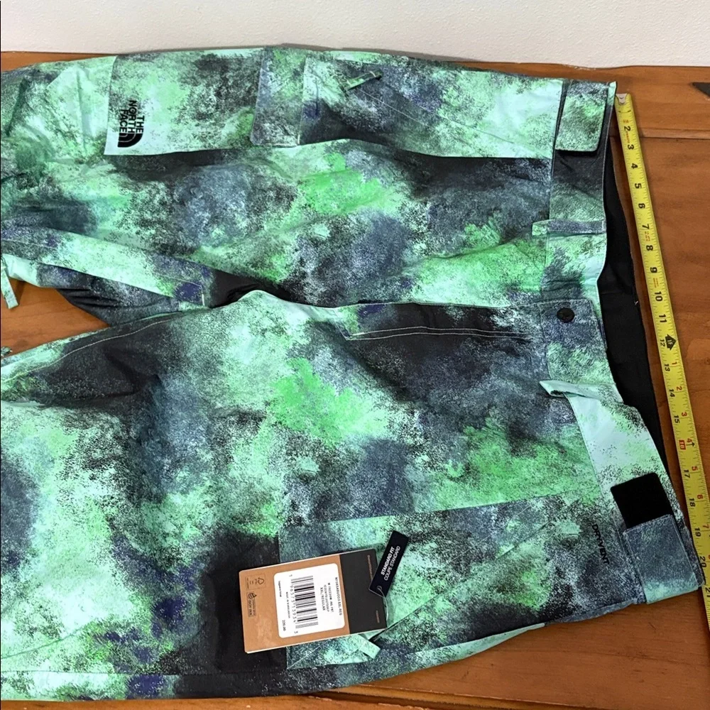 The North Face NWT Freedom Insulated Ski Snowboarding Pants Size XXL